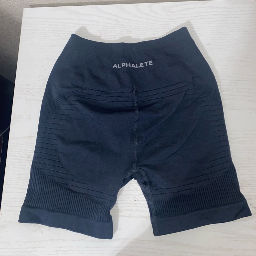 Alphalete shorts XS
